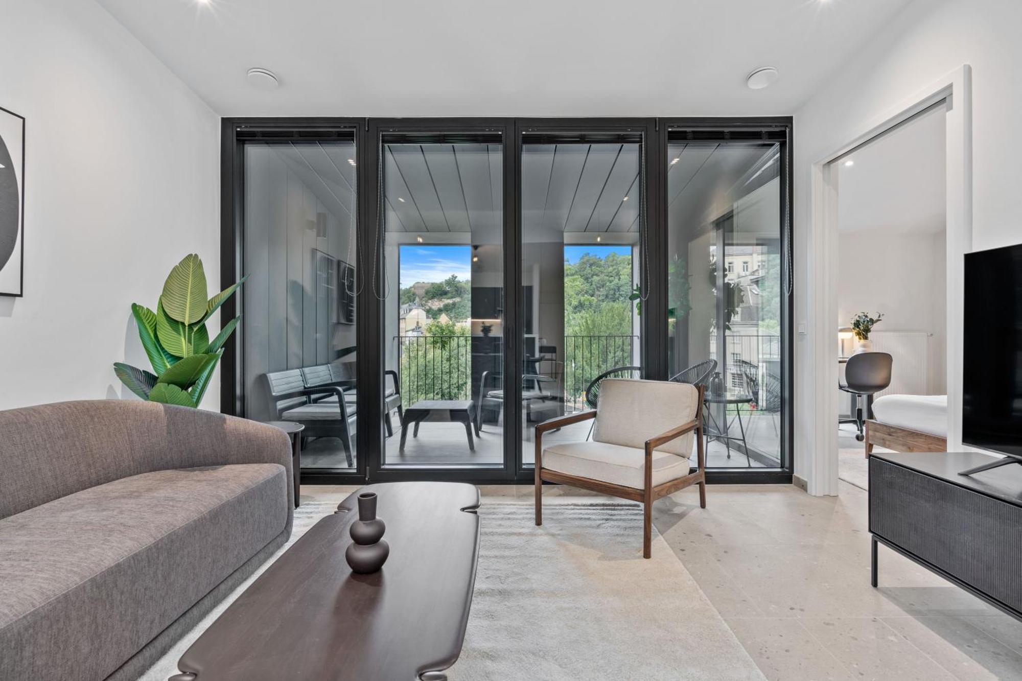 Apartamento Modern In Clausen With Wifi, Kitchen & Workspace