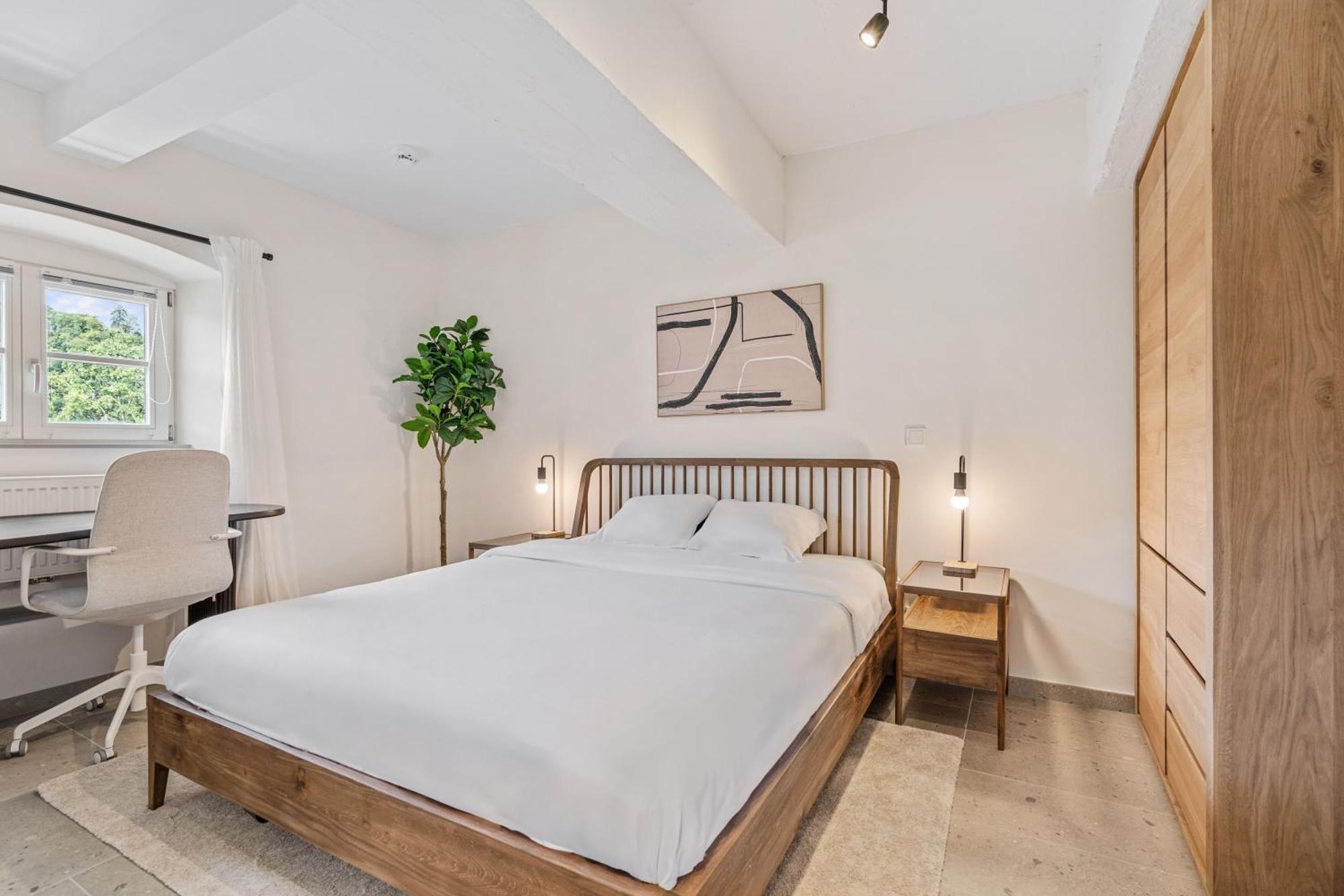 Modern In Clausen With Wifi, Kitchen & Workspace Luxemburgo